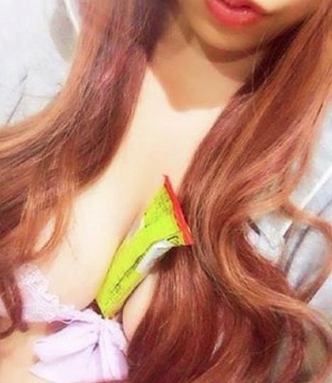 ここにいる子びっ◯ちばかりで入れ喰い状態wwwこないだ会った子もサイトで知り合ってLINE交換して、意気投合wwwちなみに会うきっかけになったサイトがコレ→tinyurl.com/3x868zbu