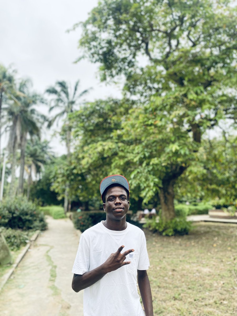 tifeofficialboy's tweet photo. 🎶“In every silence, there’s a rhythm unheard. In every soul, a song unsung. TIFE doesn’t just hear music — TIFE feels it, lives it, and lets it speak.”🎧🔥
— TIFE 🎙️
#KeepCreating #MusicJourney #UpcomingArtist #MusicMotivation #TIFE #Motivation #LiveYourDream #PassionAndPurpose https://t.co/qirMueAlFb