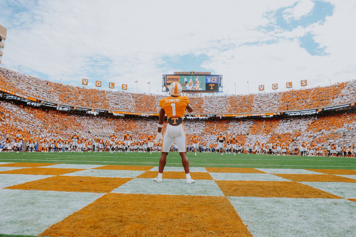 To my VFLs 🍊 You guys know my journey has had its ups and downs from the time I stepped on campus. A lot of adversity that made me who I am today. Some know, but some may not know that my football career was cut short due to an autoimmune disease that inflamed my muscle…