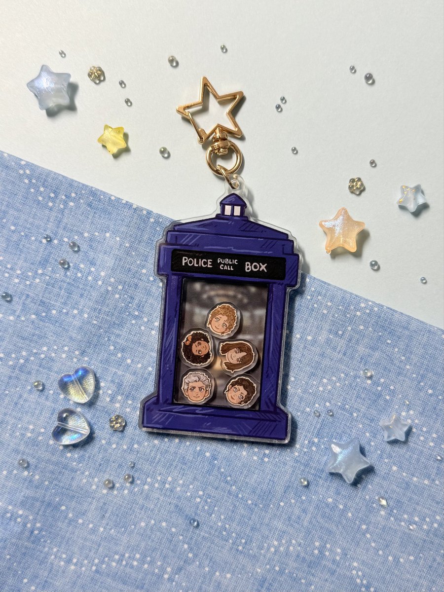 fishyfutaba's tweet image. some more dr who keychains!!! #DoctorWho #rosetyler #twelfthdoctor
