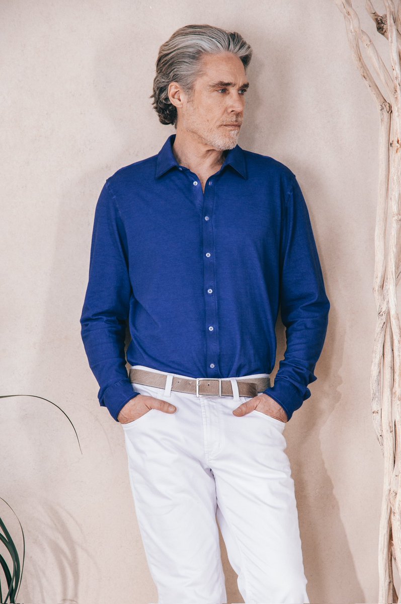 A perfect match for white denim and golden hours—your summer look is sorted.
.
.
#menshirts #ShirtStyle #SummerStyle #SS2025 #styleguide #fashionideas #styletips #ootdmen
.
Shop now : tinyurl.com/pique-shirt-re…