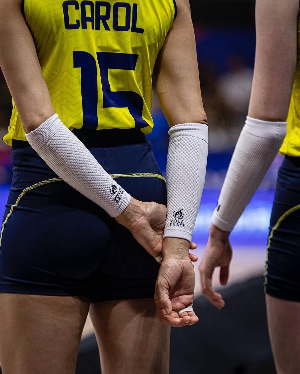 a nossa carol do brasil. 🇧🇷