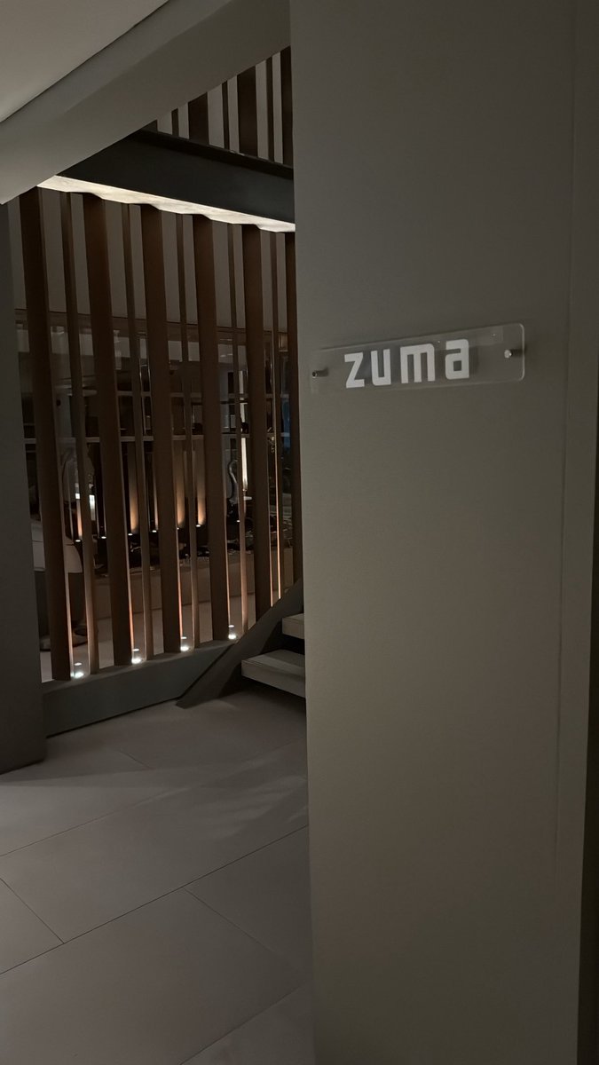 7dm_1's tweet image. zuma , phuket