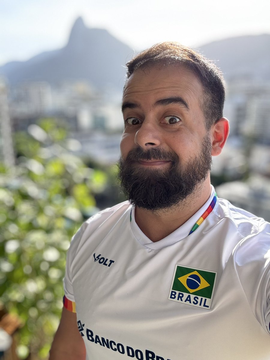 python_volley's tweet image. ela chegou. orgulho :)