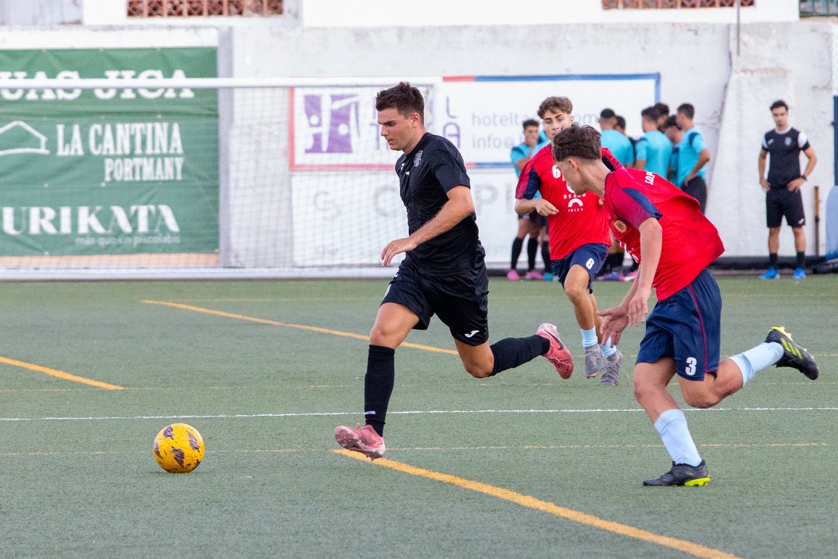 Vuelta al verde! Primera mitad, buenas sensaciones y mucho fútbol de los nuestros 💥

#endavantpeña #scrpeñadeportiva