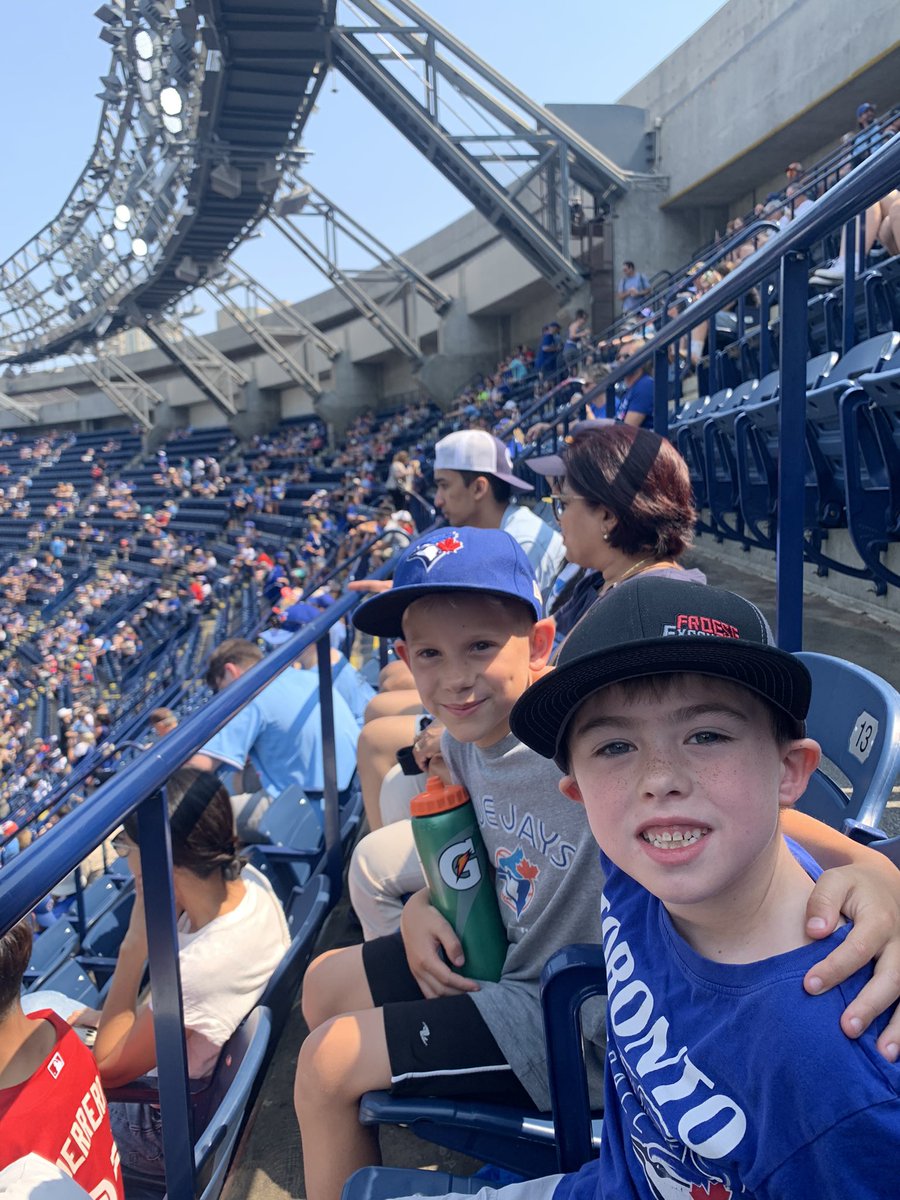 djedmiller's tweet photo. #rogerscenter #bluejays https://t.co/MABG2OUYZm