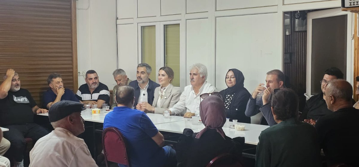 📍Ferhatpaşa Mahallesi | Kars Digor Alem Köyü Derneği

Digor’dan Ataşehir’e uzanan kökleriyle kültürel bağlarını yaşatan kıymetli hemşehrilerimizle bir araya geldik.
Ataşehir teşkilatımızla birlikte gerçekleştirdiğimiz bu anlamlı ziyarette, bizleri içtenlikle ağırlayan Dernek