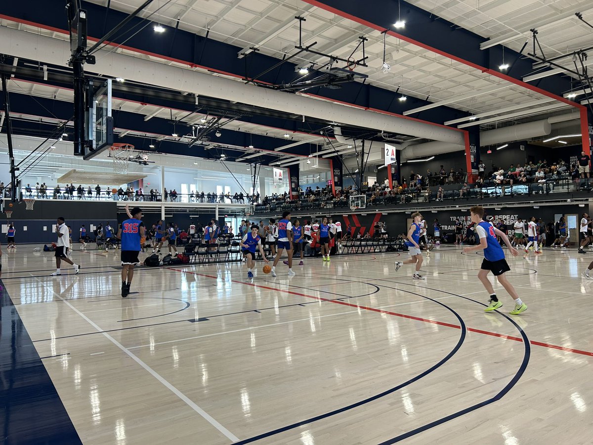Trent Markwith (@tmarkwith14) on Twitter photo Some Early Saturday Standouts At Crossroads Elite:
Moussa Kamissoko
CJ Moore
Truman Bullington
Fallilou Mbengue
Rylen Sykes
Nash Kooken
Malik Moore
Tyson Pogi
Billy Stanfield
Xavier Carter
Templeton Fountaine
Rezon Harris
<a href="/CREI_Adam/">Adam Shoulders</a> Some Early Saturday Standouts At Crossroads Elite:
Moussa Kamissoko
CJ Moore
Truman Bullington
Fallilou Mbengue
Rylen Sykes
Nash Kooken
Malik Moore
Tyson Pogi
Billy Stanfield
Xavier Carter
Templeton Fountaine
Rezon Harris
<a href="/CREI_Adam/">Adam Shoulders</a>
