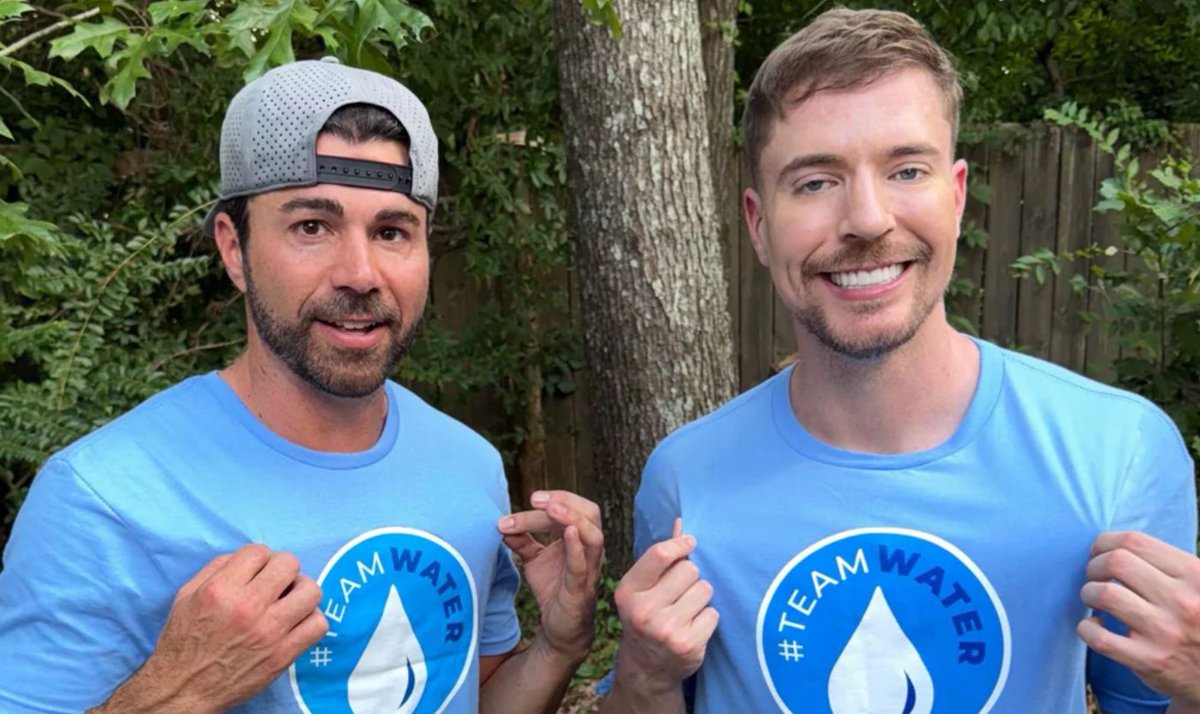 ritofrofficial's tweet photo. MrBeast reveals some first night Team Water donations from influencers

- Trainwreck $400K 
- xQc $400K 
- MrBeast $400K 
- Adin Ross $400K 
- CaseOh $100K 
- Banks $100K 
- Jynxzi $100K 
- LosPollos $100K 
- Sketch $55K 
- SteveWillDoIt $50K 
- .!$&amp;ritofr, $5 https://t.co/FrxhdQJkiG