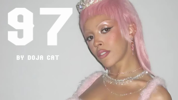 r21071lagos's tweet image. 🎙️#KulturePro W/ @Raezywinston

🎧#NP_  97 - @DojaCat

#LagosIsTunedIn 📻 🔌