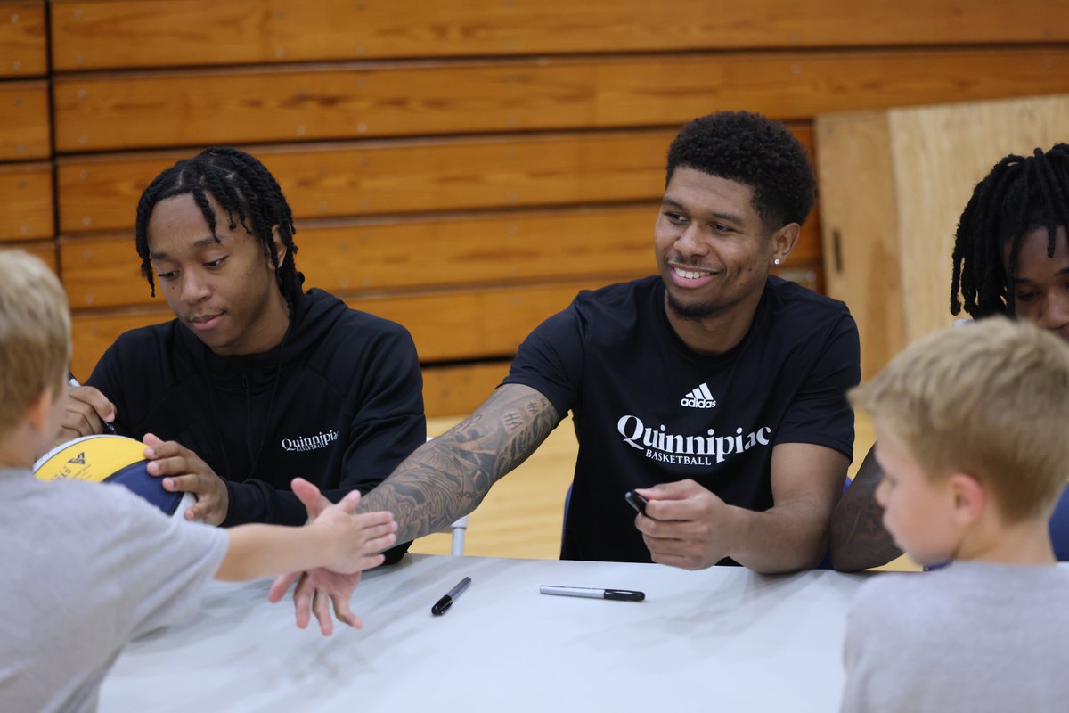 Quinnipiac Men's Basketball tweet media