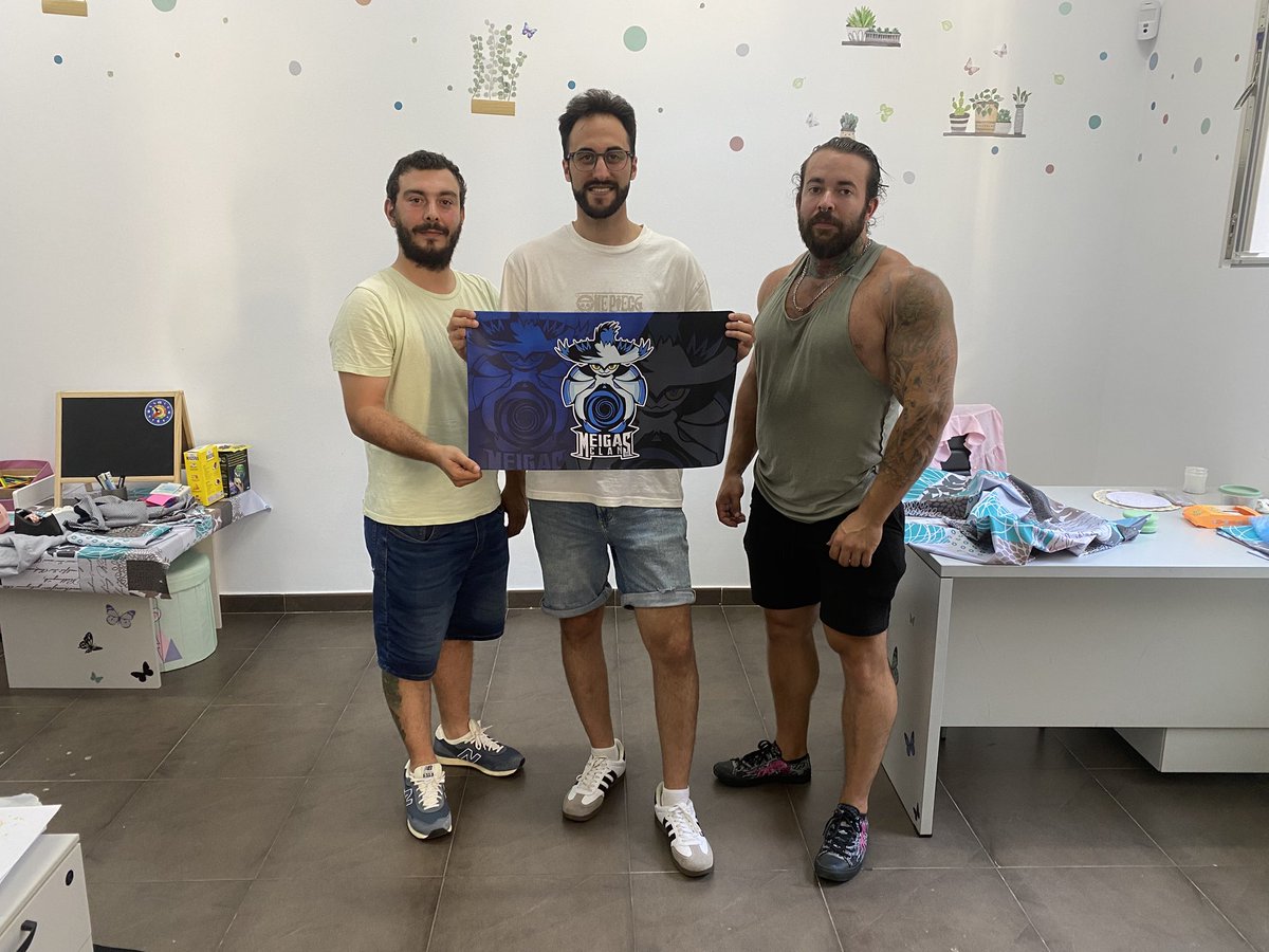 Otro Top 8/32 en <a href="/AlpacaChinchona/">Alpaca Chinchona</a> y 3 meigallos en Top🥳🥳 el cangri hizo lo que tenia que hacer 3 torneos y 3 tops toca guardarlo ya xD <a href="/MeigasClan/">💙🤍Meigas Clan🤍💙🔮</a> <a href="/XpolyTcg/">Xpoly TCG</a>