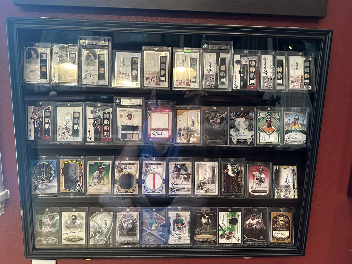 Rickey Henderson!🧤🧤I kinda like staring at these…..💚