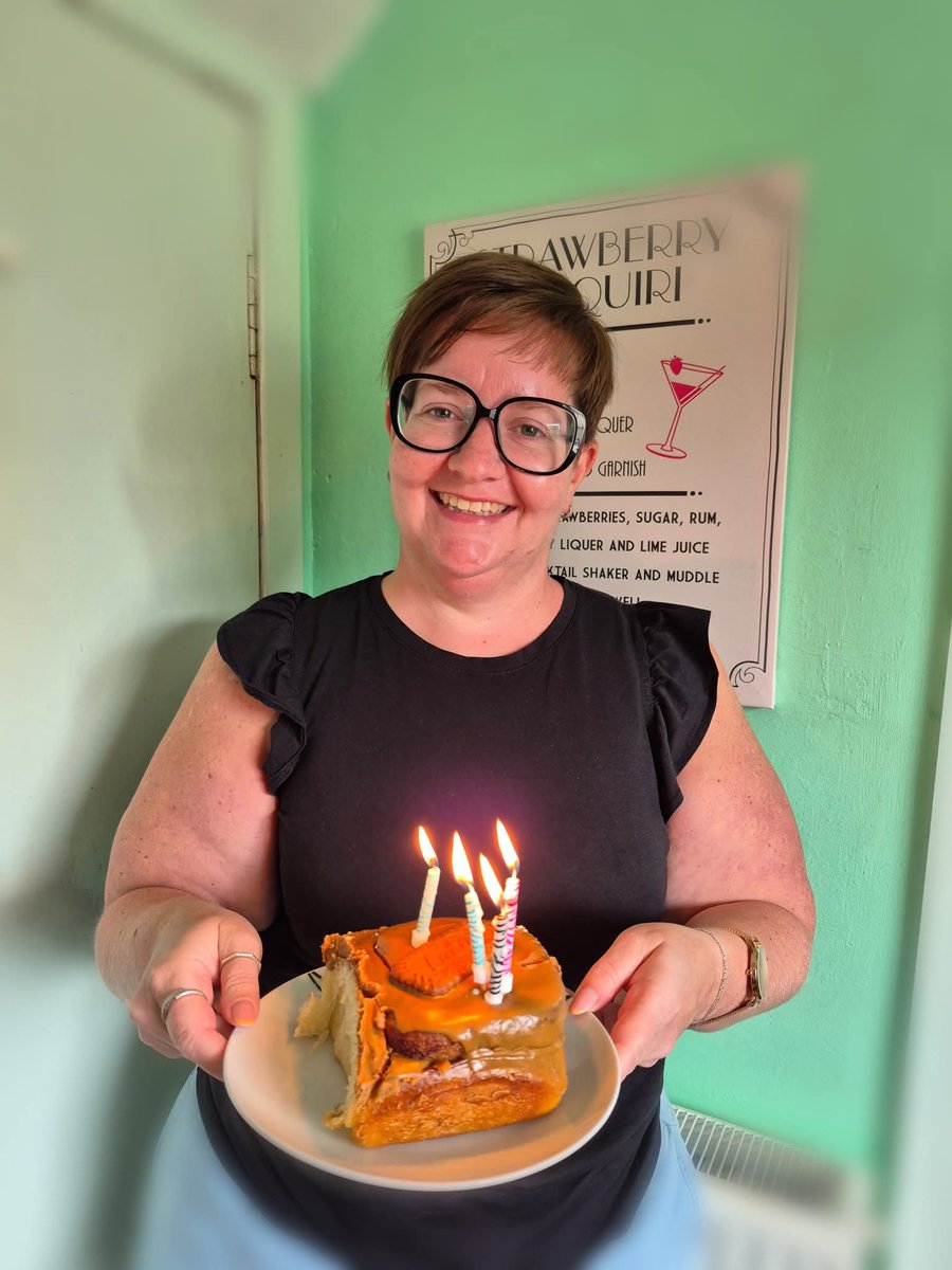 Back from 10 days in St Lucia and right back in to the thick of it this week! #DetachedYW delivery, Go Karting &amp; Bowling Trip, Chef duties @ MidWeek Munch and HinH Transition session. Oh and I turned 31 🎂 Who says you need to ease yourself back in 🤣 #YouthWorkerLife #TeamGYT