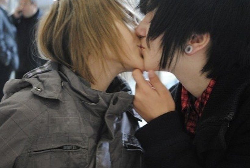 EM0 FRE☆KKS (@em0kks) on Twitter photo 