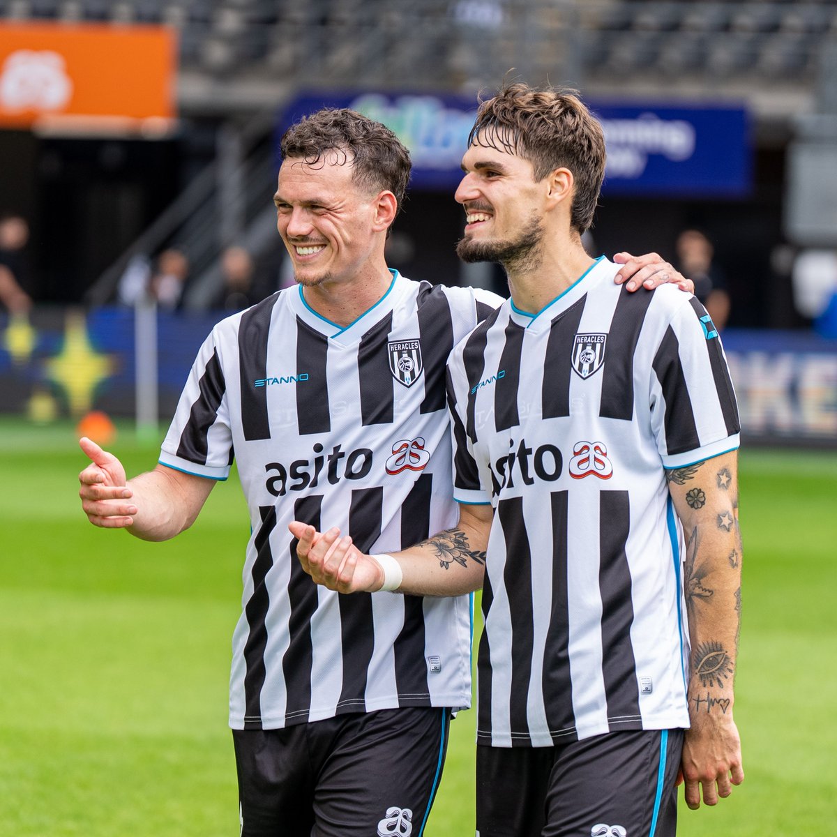 📺 Samenvattingen van de oefenduels van vandaag

🔹 #HERRKC 👉 youtube.com/watch?v=s7EF75…

🔹 #HERALK 👉 youtube.com/watch?v=XnK0KE…

#WijZijnHeracles