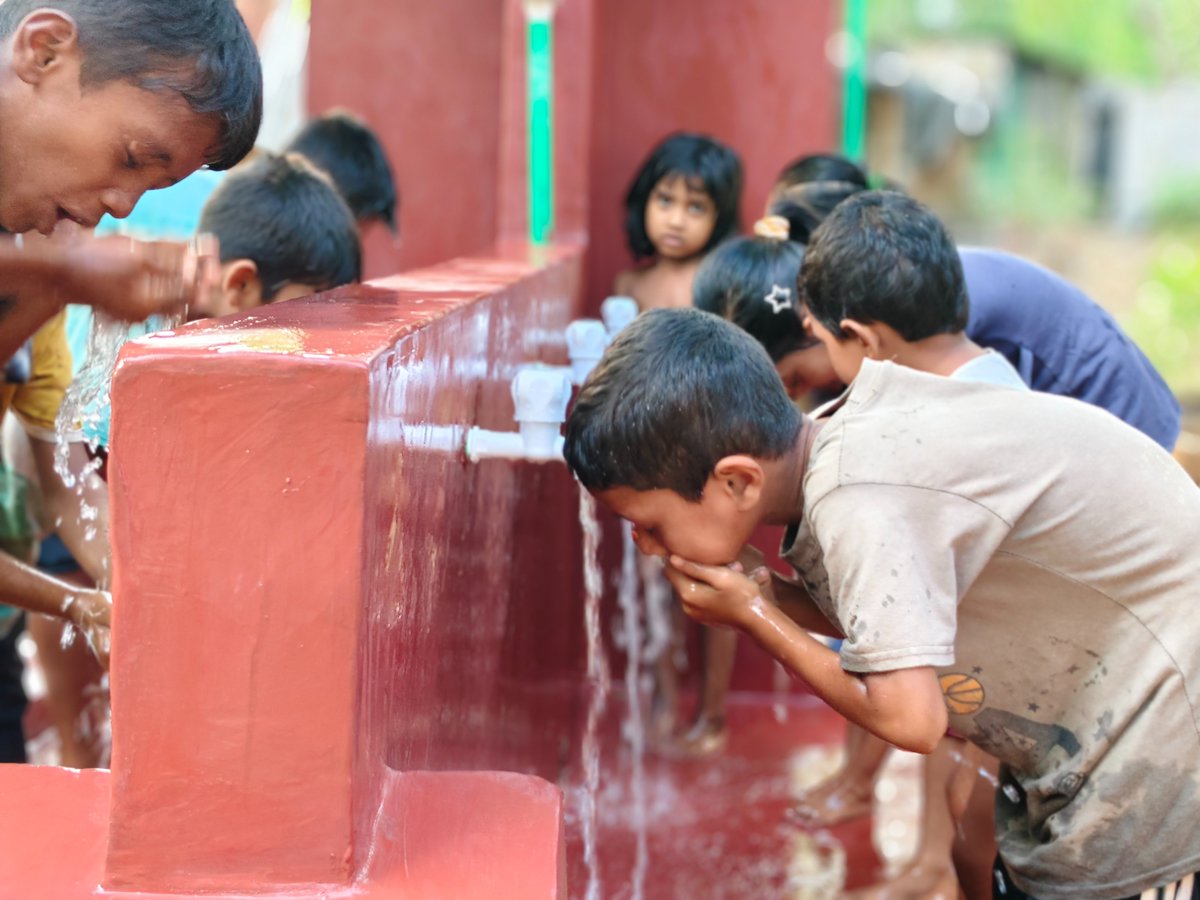 Yesterday was watermelons.

Today is clean water.

We are building deep wells in Bangladesh so families can stay hydrated and with safe water all year long.

Join us in bringing lasting relief, where it’s needed most!

mwlimits.org/our-programs/w…

#MWLimits #WaterIsLife