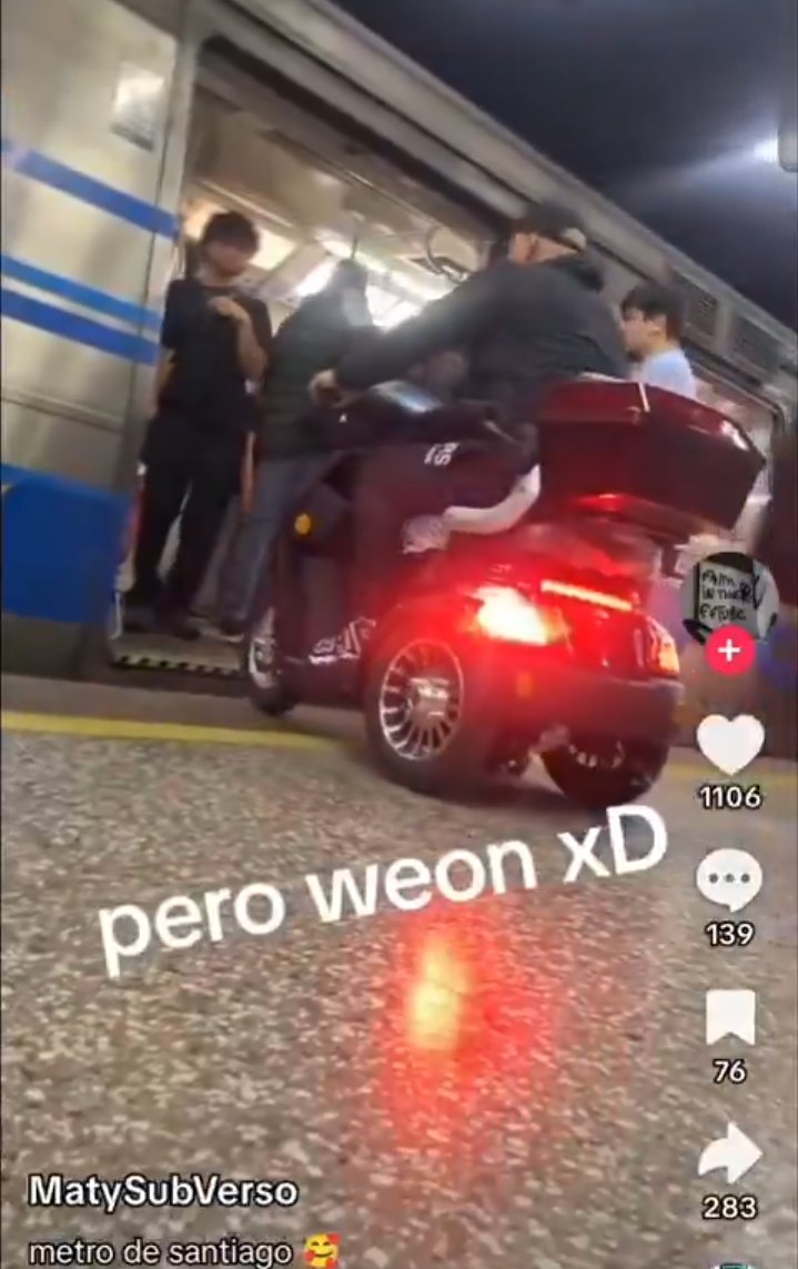 Albert Julian informa🇨🇱 (@albertjulian13) on Twitter photo 🤣 zurdos weones no conocen ni el metro y se creen vivos!! Que el metro es de Brasil de argentina hasta de Suecia decían que era.<a href="/metrodesantiago/">Metro de Santiago - #50Años</a> 🤣 zurdos weones no conocen ni el metro y se creen vivos!! Que el metro es de Brasil de argentina hasta de Suecia decían que era.<a href="/metrodesantiago/">Metro de Santiago - #50Años</a>