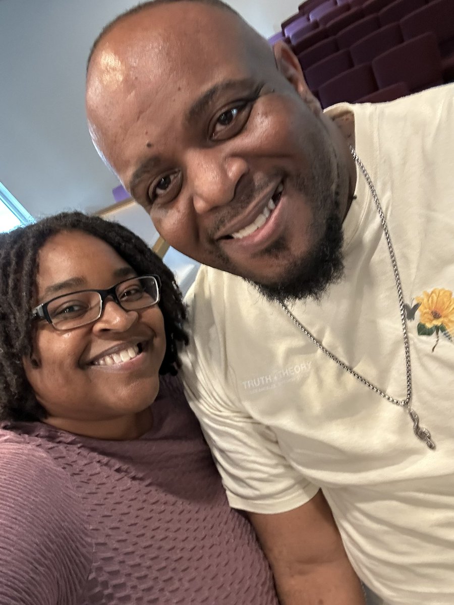 AngDab320's tweet photo. Hey y’all heyyyy!! We have been friends since 1st grade!! Come check us &amp; our friends out at our 1st concert, next Saturday Aug 9th at 7p!! Your ears will be pleased!! 🥰 We are Camouflage!! 🎶💃🏽🕺🏽 https://t.co/AZrWrxpRD1