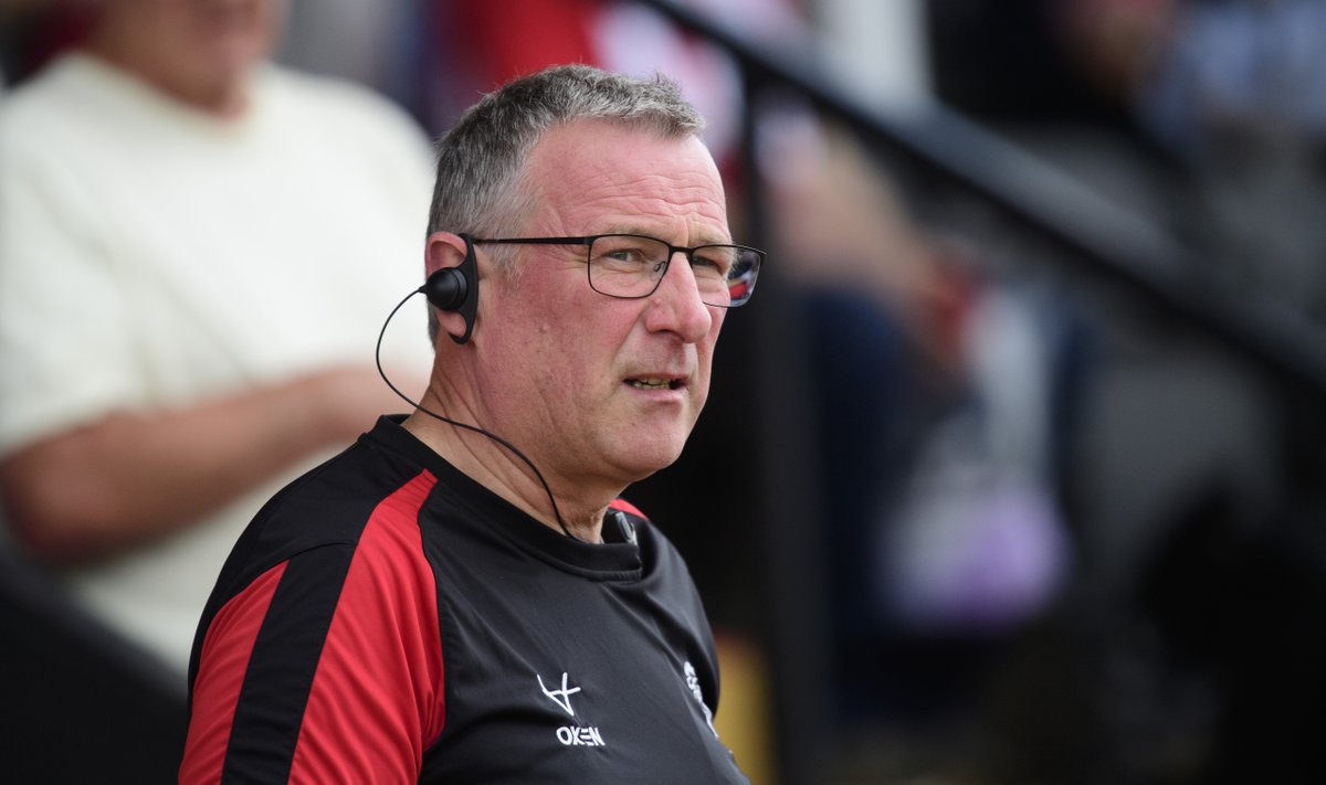 💪 Taking a moment to celebrate one of our unsung heroes. Club doctor Chris Batty was on duty today starting his 30th consecutive season with the Imps.

Thank you for your service, Dr Batty!