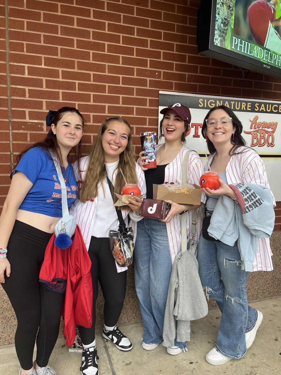 happy birthday .<a href="/kacscribs/">kac ☀️</a> !!! i love you sm! thank you for being like an older sister to me 🫶🏻🩷