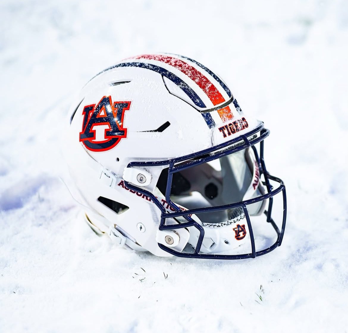 Antonio Berry 2027 OL (@antonioberry79) on Twitter photo #AGTG Blessed to say I have received an offer from The University of Auburn!! <a href="/Coach_TWard/">Trey Ward</a> <a href="/ThardiN1235/">Ty Hardin</a> <a href="/ReedHill_76/">Reed Hill</a> <a href="/AaronPittardAU/">Aaron Pittard</a> <a href="/Thescottlashley/">Scott Lashley</a> <a href="/TupeloAthletics/">Tupelo Athletics</a> #AGTG Blessed to say I have received an offer from The University of Auburn!! <a href="/Coach_TWard/">Trey Ward</a> <a href="/ThardiN1235/">Ty Hardin</a> <a href="/ReedHill_76/">Reed Hill</a> <a href="/AaronPittardAU/">Aaron Pittard</a> <a href="/Thescottlashley/">Scott Lashley</a> <a href="/TupeloAthletics/">Tupelo Athletics</a>