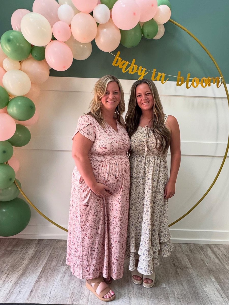 What’s new in my life? My pretty sister is gonna be a mama!!