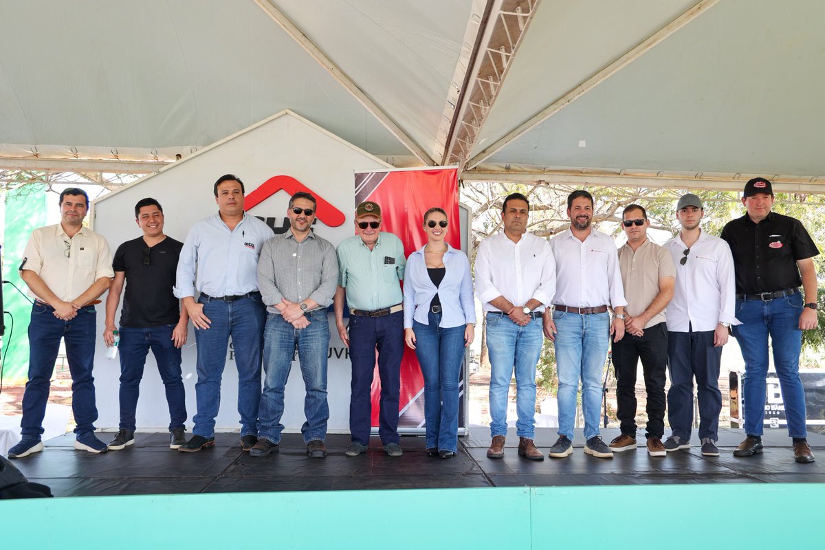 juancbaruja's tweet photo. Hoy dimos un paso importante en Santa Rosa del Aguaray: iniciamos la construcción de 20 viviendas que acercan a más familias al sueño de la casa propia, con cuotas accesibles desde G. 1.909.000, gracias al programa Che Róga Porã 2.0. Esta es la primera etapa, y muy pronto comenzaremos con otras 20 viviendas para seguir avanzando.

Seguimos llegando a cada rincón del país con hechos concretos, cumpliendo con la visión del presidente Santiago Peña.