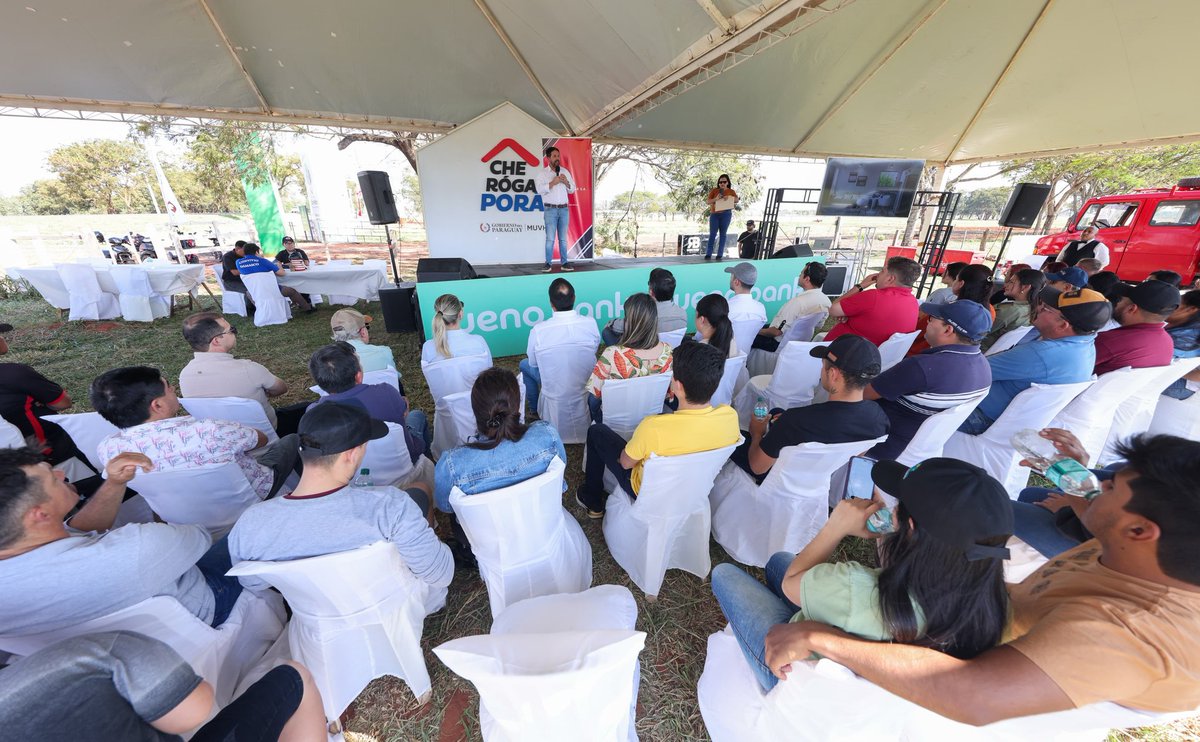 juancbaruja's tweet photo. Hoy dimos un paso importante en Santa Rosa del Aguaray: iniciamos la construcción de 20 viviendas que acercan a más familias al sueño de la casa propia, con cuotas accesibles desde G. 1.909.000, gracias al programa Che Róga Porã 2.0. Esta es la primera etapa, y muy pronto comenzaremos con otras 20 viviendas para seguir avanzando.

Seguimos llegando a cada rincón del país con hechos concretos, cumpliendo con la visión del presidente Santiago Peña.