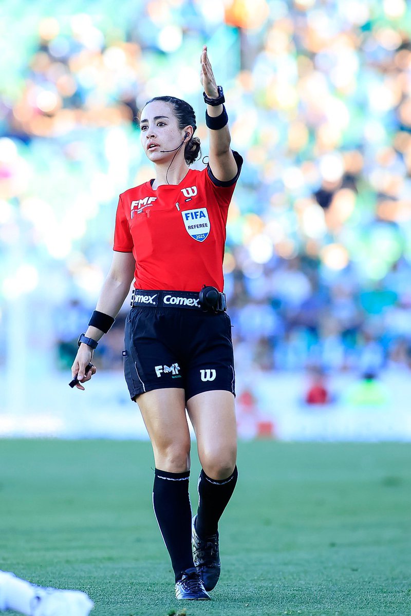 FERNANDO SCHWARTZ #nuncabajolosbrazos (@fersch_4) on Twitter photo Apoyo total para Kathia Itzel García ante amenazas recibidas. Situación intolerable y fuera de lugar <a href="/FMF/">Federación Mexicana de Futbol</a> <a href="/Arbitraje_MX/">Comisión de Árbitros</a> Apoyo total para Kathia Itzel García ante amenazas recibidas. Situación intolerable y fuera de lugar <a href="/FMF/">Federación Mexicana de Futbol</a> <a href="/Arbitraje_MX/">Comisión de Árbitros</a>