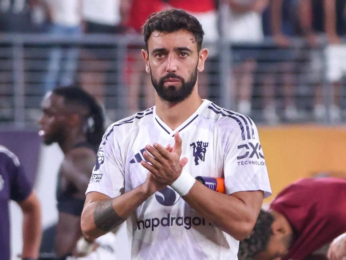 Stretford Paddock tweet media