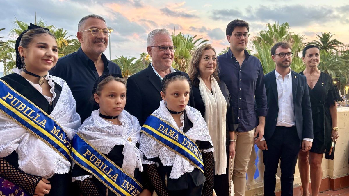 Un honor ser el pregoner enguany de les NitsDaurades de #Salou, exemple de turisme modèlic que s’adapta als canvis de la nostra societat. 

Molt bona festa major als salouencs i salouenques, i als i les visitants que gaudeixen de les vacances en aquest municipi!