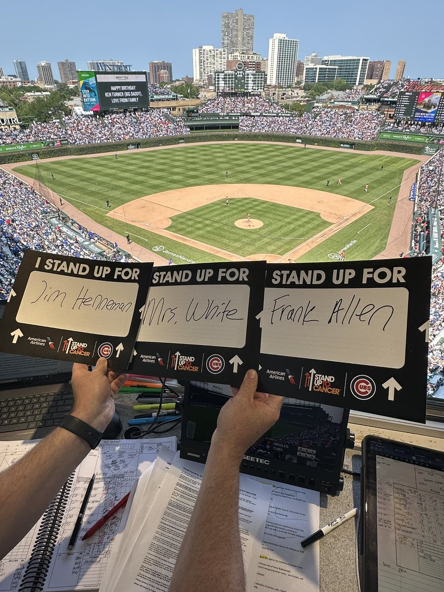 From our booth, with love. 🧡