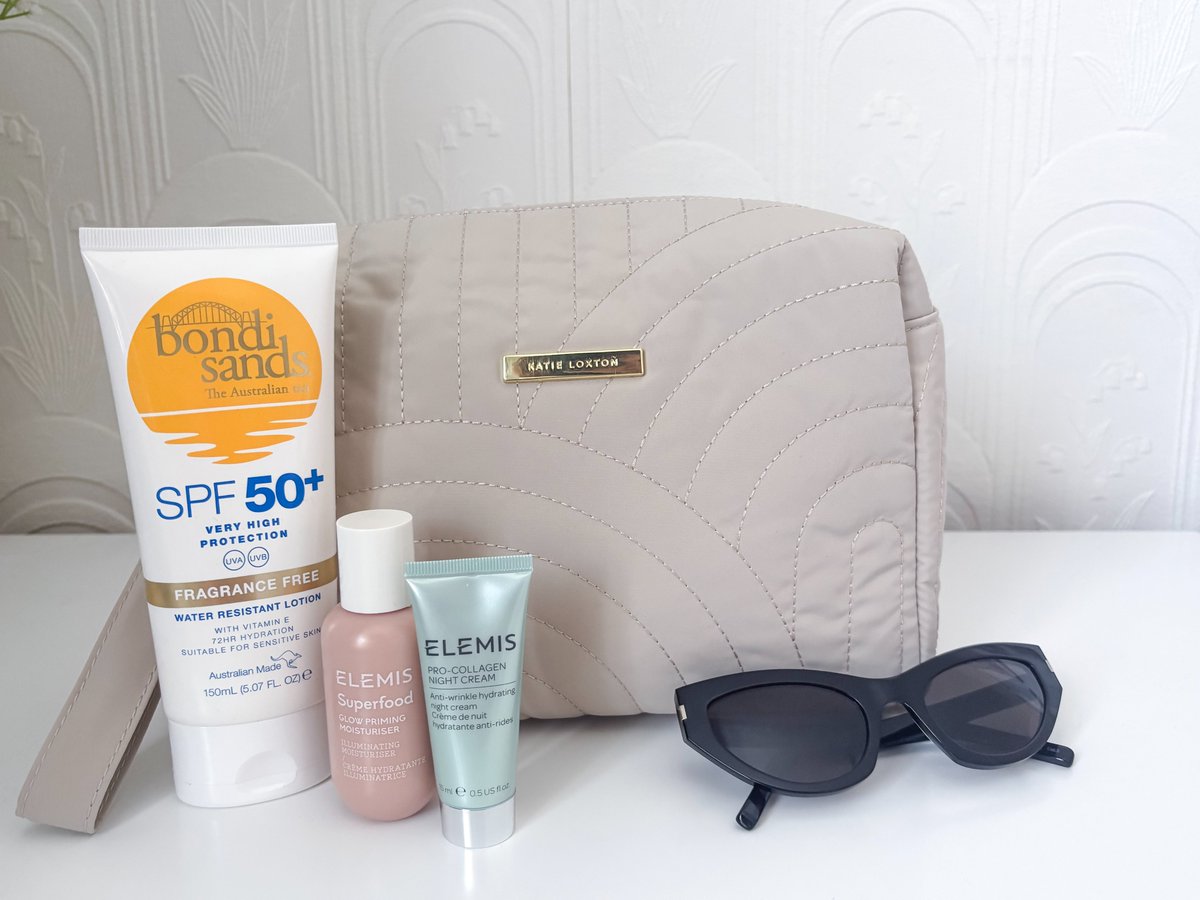 Lucy Taylor (@lucymarytaylor) on Twitter photo My Summer Skincare Essentials for Travelling
| lucymary.co.uk/2025/07/summer… |
<a href="/cdfblogs/">Cardiff Blogs</a> My Summer Skincare Essentials for Travelling
| lucymary.co.uk/2025/07/summer… |
<a href="/cdfblogs/">Cardiff Blogs</a>