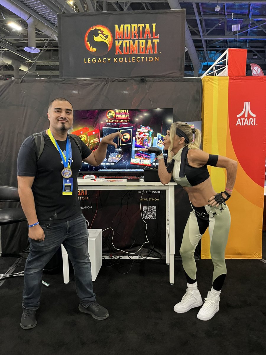 Thank you <a href="/KerriAnnGallery/">Kerri Ann Hoskins</a> for the pictures, the signatures and being Awesome!