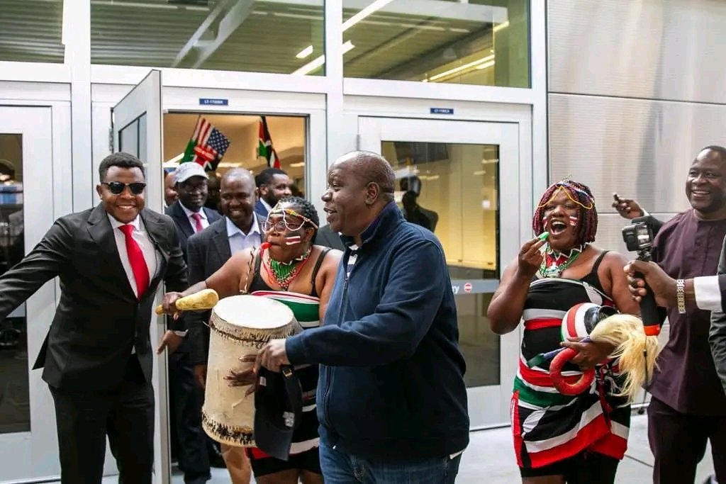 MaragiaWakili's tweet image. Photos| The 6th has arrived in Minnesota for tonight’s dinner event, followed by a community meet and greet tomorrow.
#MatiangiThe6Th