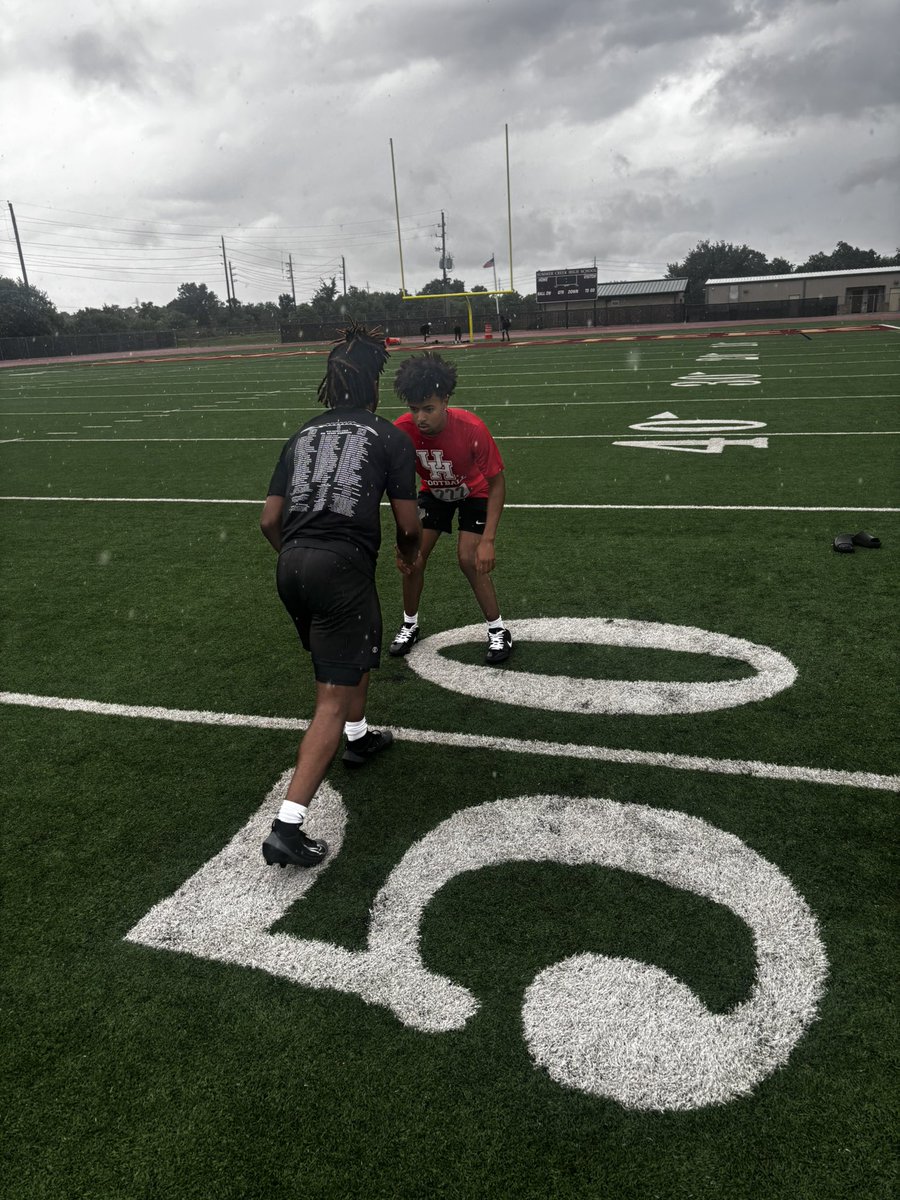 Daveon Sullivan (@daveonsullivan3) on Twitter photo Ended the summer with some work down in Houston with my dawg <a href="/TreBrown_10/">Larry "Tre" Brown 3🌟WR</a> ‼️
<a href="/GardinerKlay/">Coach KLAY Gardiner</a> #ironsharpensiron Ended the summer with some work down in Houston with my dawg <a href="/TreBrown_10/">Larry "Tre" Brown 3🌟WR</a> ‼️
<a href="/GardinerKlay/">Coach KLAY Gardiner</a> #ironsharpensiron
