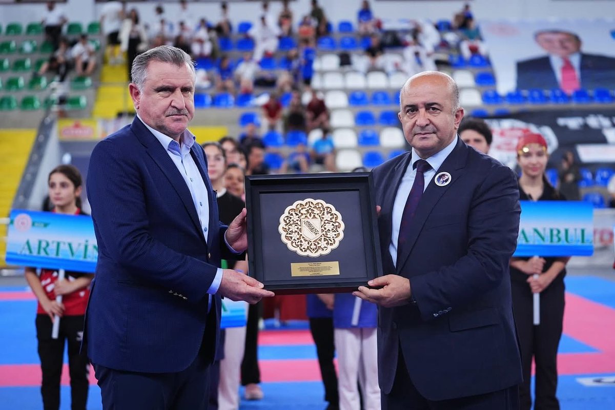 Mahmut AKYİĞİT tweet media