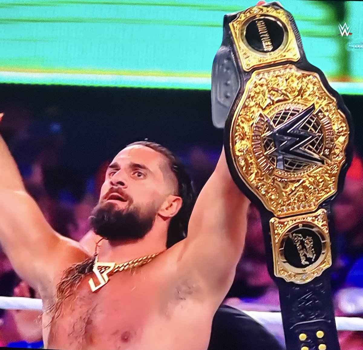 TheAlteredAngle tweet media