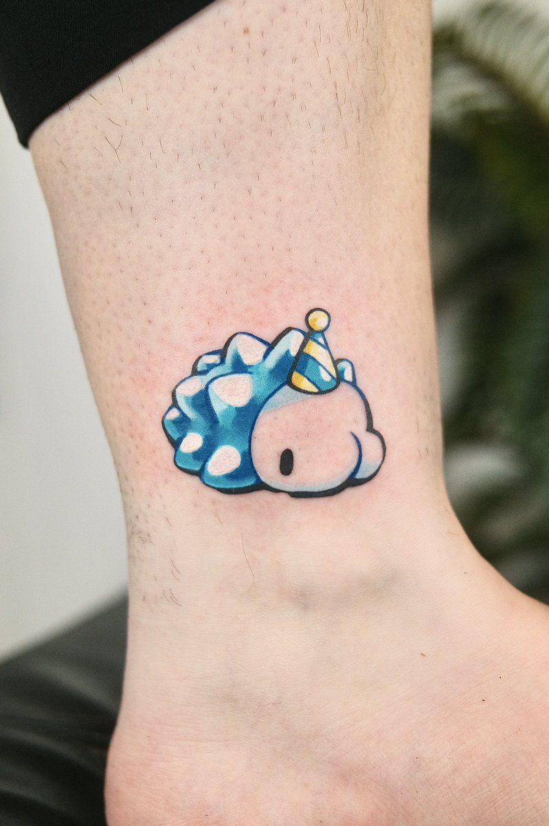 some tattoos I've done during my apprenticeship: a thread 🧵‼️