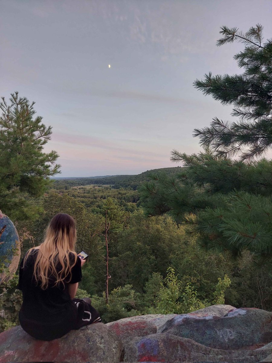 FerretsReturn's tweet image. &amp;lt;3 world