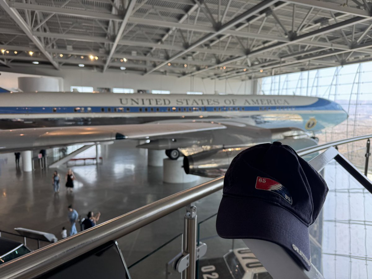 Mike Webster tweet media