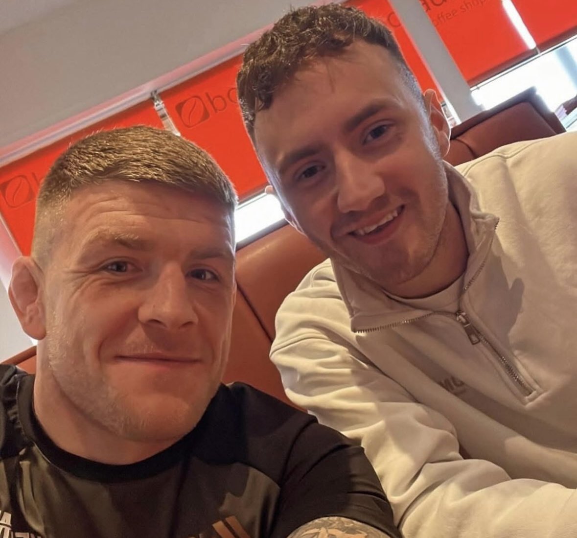 All the best to my brother Chris Duncan tonight who goes to battle in Las Vegas on the biggest stage👊🏻

Massive stage and co-main event. Let’s get it!