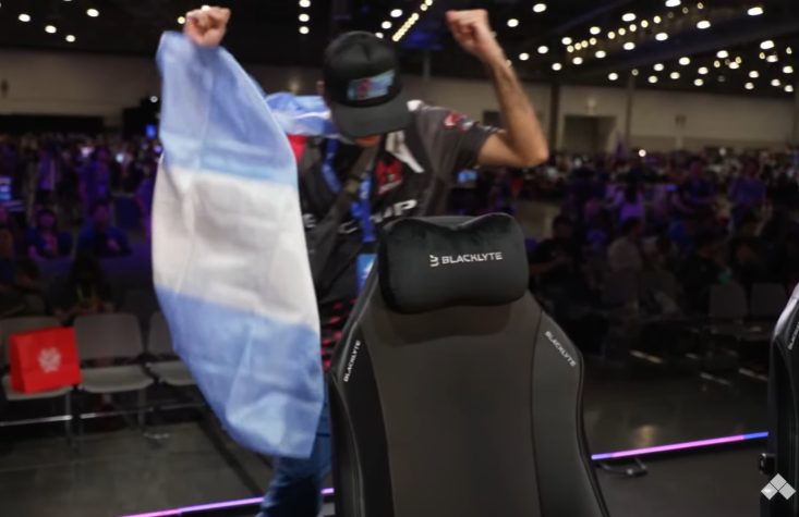 EL DOCTOR GBX REPRESENTANDO A LA ARGENTINA.

twitch.tv/evo7