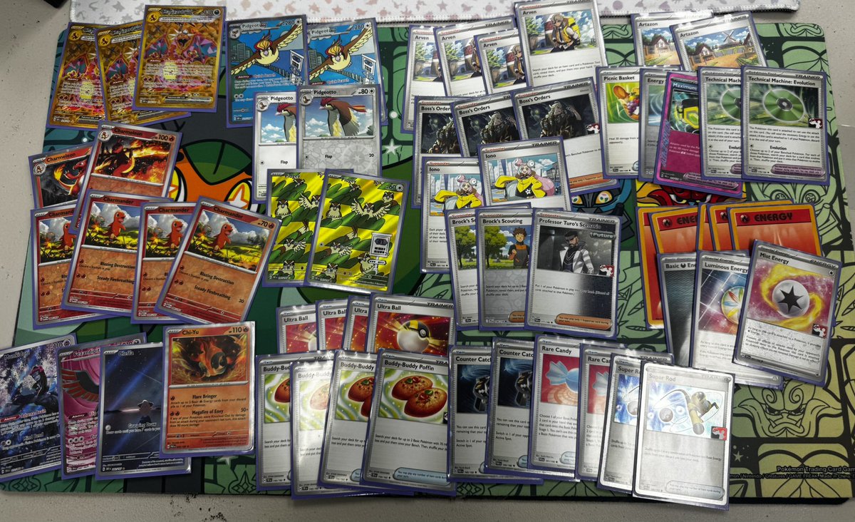 1st League challenge W with Zard/Pidgeot of the season at Cardboard hero