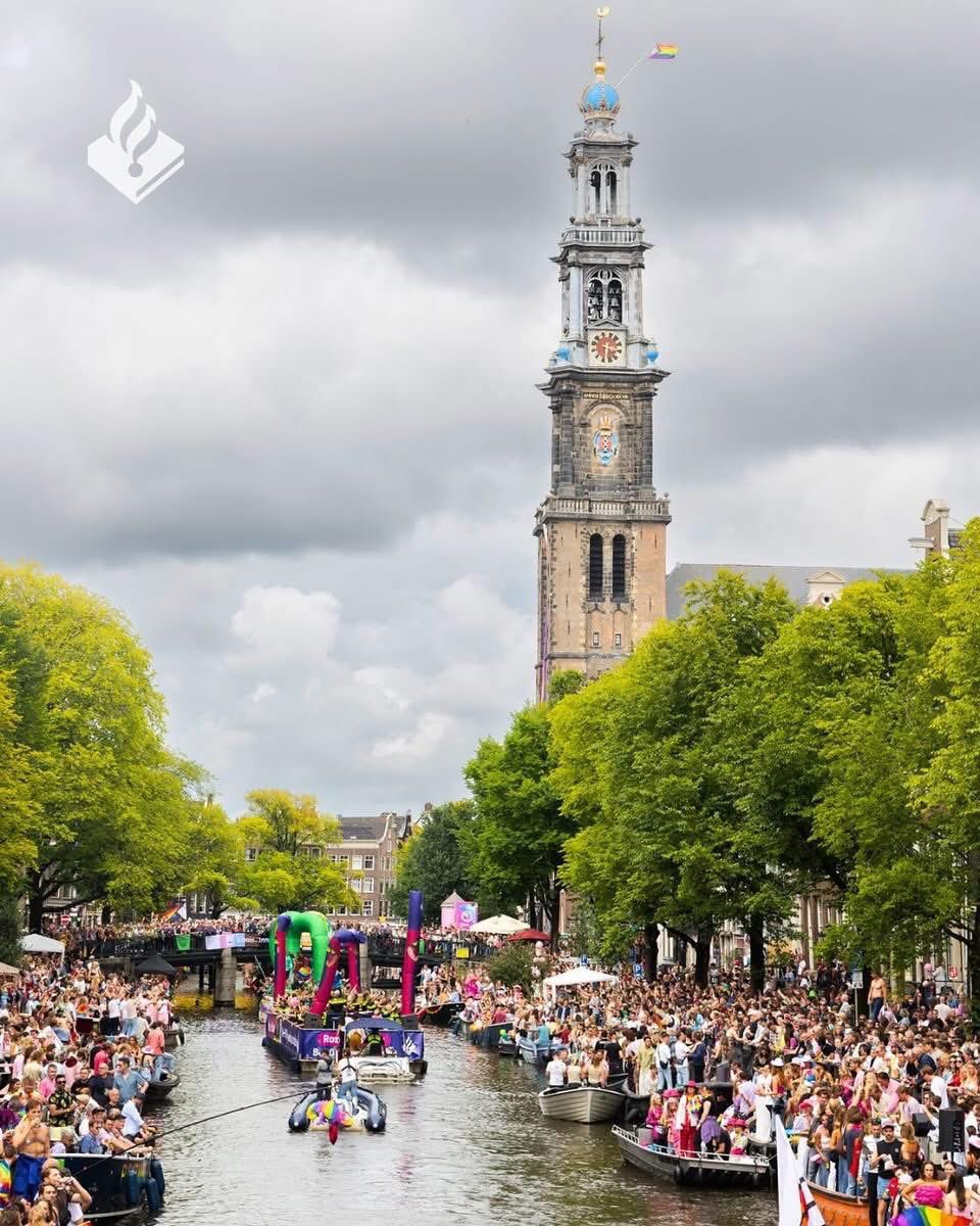 DebbieSchigt's tweet photo. ~ Happy Pride πππππβ¨
Elke dag ππ ~
Terug na dagje Aβdam & Pride
* foto s van Facebook
** mijn eigen fotoβs volgen nog ; )
#HappyPride #MeerConfetti
#EveryDay ! π«Άπ»πβ¨ππππ
#MoreLOVE #Pride2025 π«Άπ» https://t.co/x3g5xowS3W