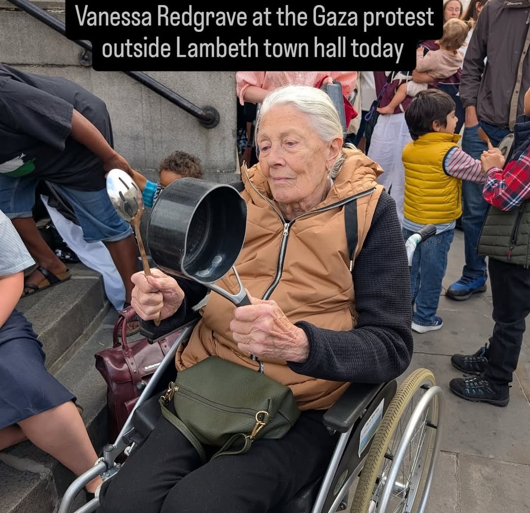 “I burst into tears when I saw this image of our national treasure, Vanessa Redgrave, still fighting for us to recognise the humanity of Palestinians 46 years after her Oscars speech. She has endured so much for this cause, but she still shows her solidarity in London today!