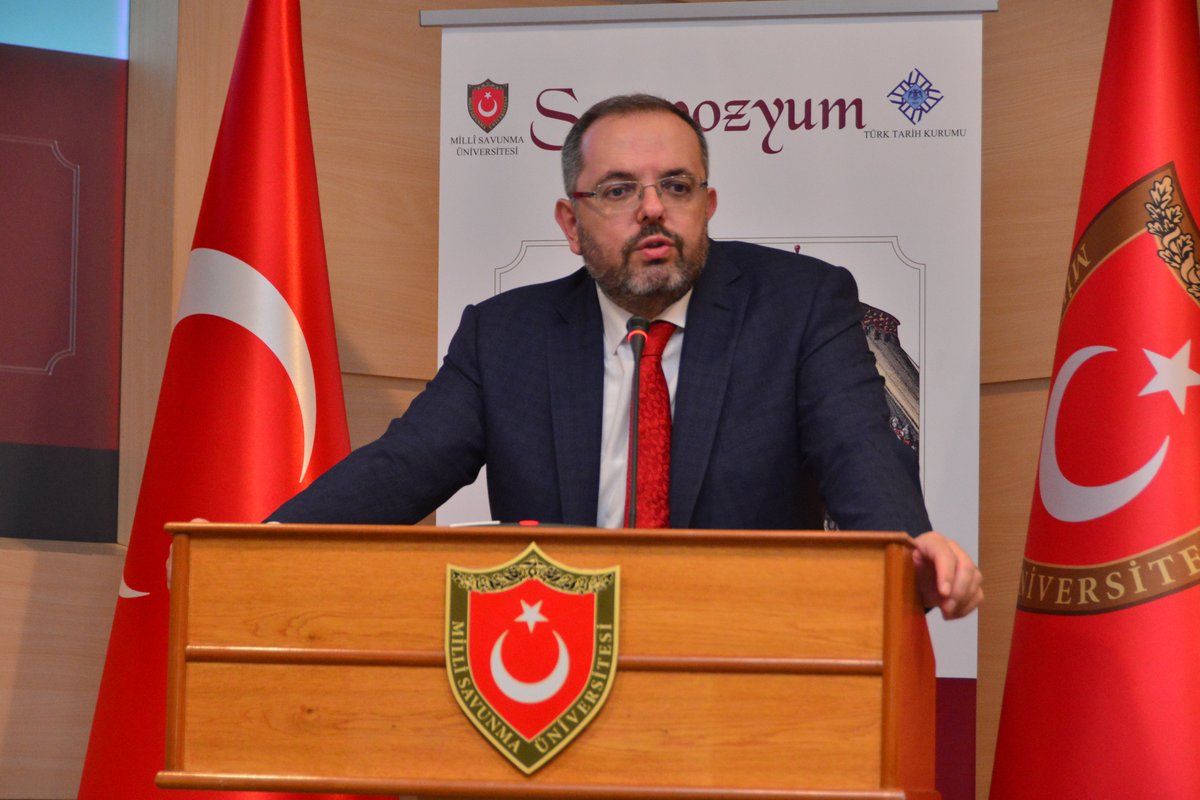 Erhan Afyoncu: 

-Türkiyeli diye bir şey olmaz. 

-Kalkıp bizim kendimizi nasıl ifade edeceğimize başkaları karar veremez. Biz kendimizi ifade ederiz. 

-Biz Türk'üz. Bu ülkede kimliğimizi söyleriz. 

-Bizim Türk'üz dememiz, başkasının kimliğini ifade etmemesi manasına da gelmez.