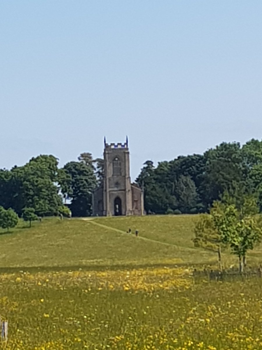 Heidi The History Mouse (@thehistorymouse) on Twitter photo Now, this. This. This is a most precious thing, it's called a reverse #TwitterSnap courtesy of <a href="/AlabasterMiss/">TracyK🌟👑🕊️🐝</a>. Mouse looking back at the church from the big field. It's a bit low res but that's how Mouse rolled back in the day. SNAP! TTM🐭 Now, this. This. This is a most precious thing, it's called a reverse #TwitterSnap courtesy of <a href="/AlabasterMiss/">TracyK🌟👑🕊️🐝</a>. Mouse looking back at the church from the big field. It's a bit low res but that's how Mouse rolled back in the day. SNAP! TTM🐭