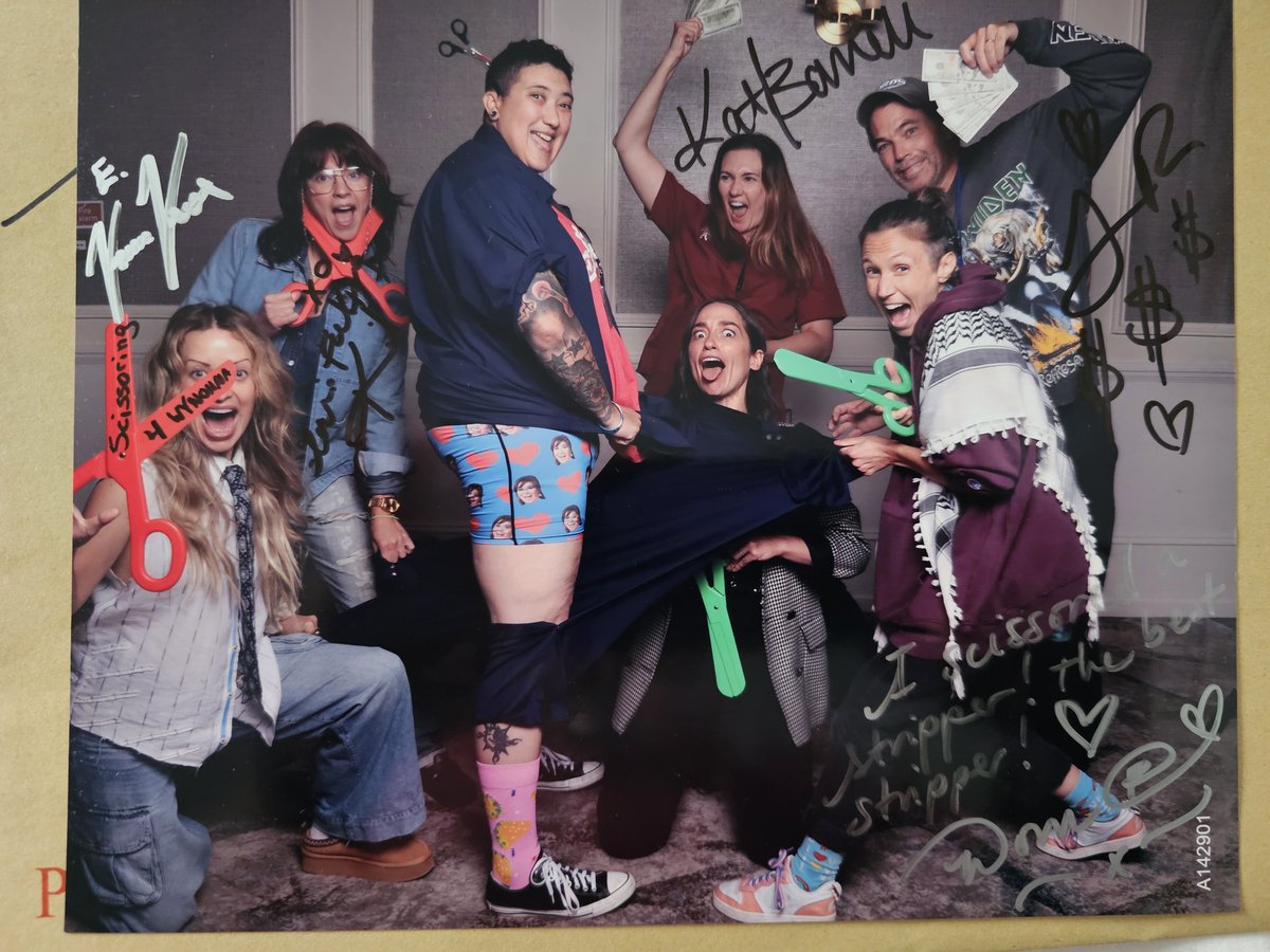 tibbisawesome's tweet image. #scissors #scissorastripper #Earpfest2025